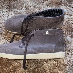DC Suede shoes/ size 11.5 /Color Gray